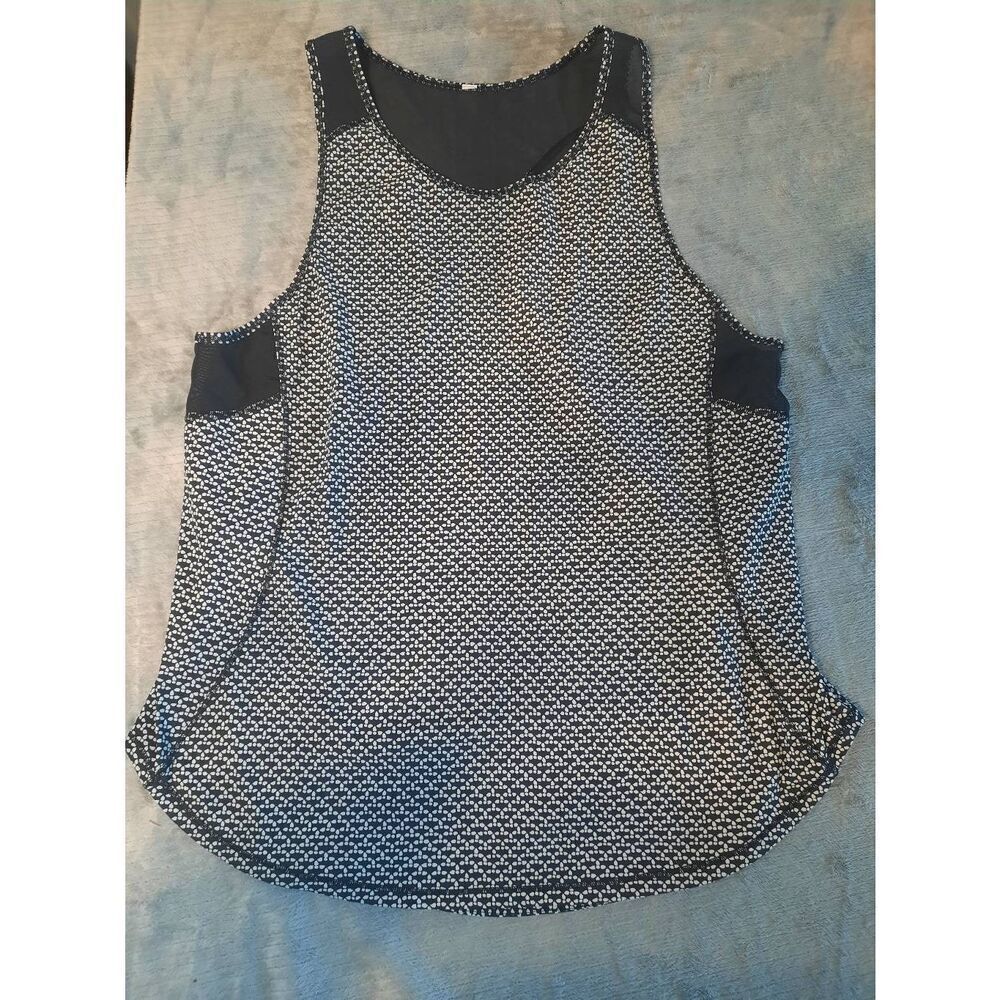 Lululemon Luxtreme Vented Tank Top Geometric Print